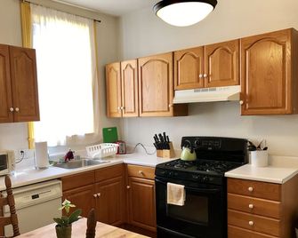 Sweet 1 Br Garden Apartment- Lewhit Cottage - San Francisco - Cocina