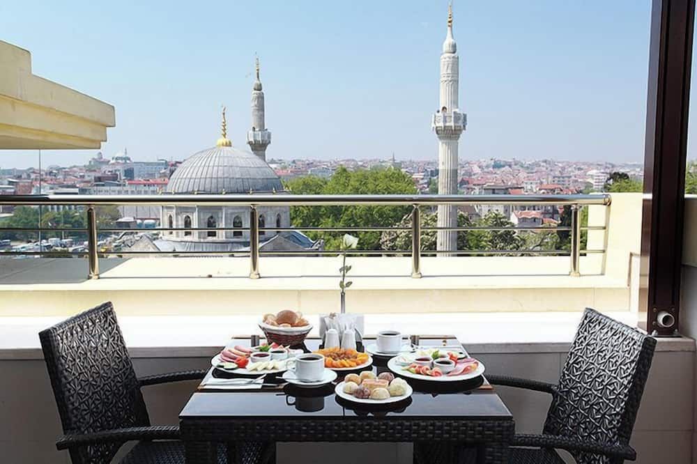 Grand Durmaz Hotel - Istambul - Varanda