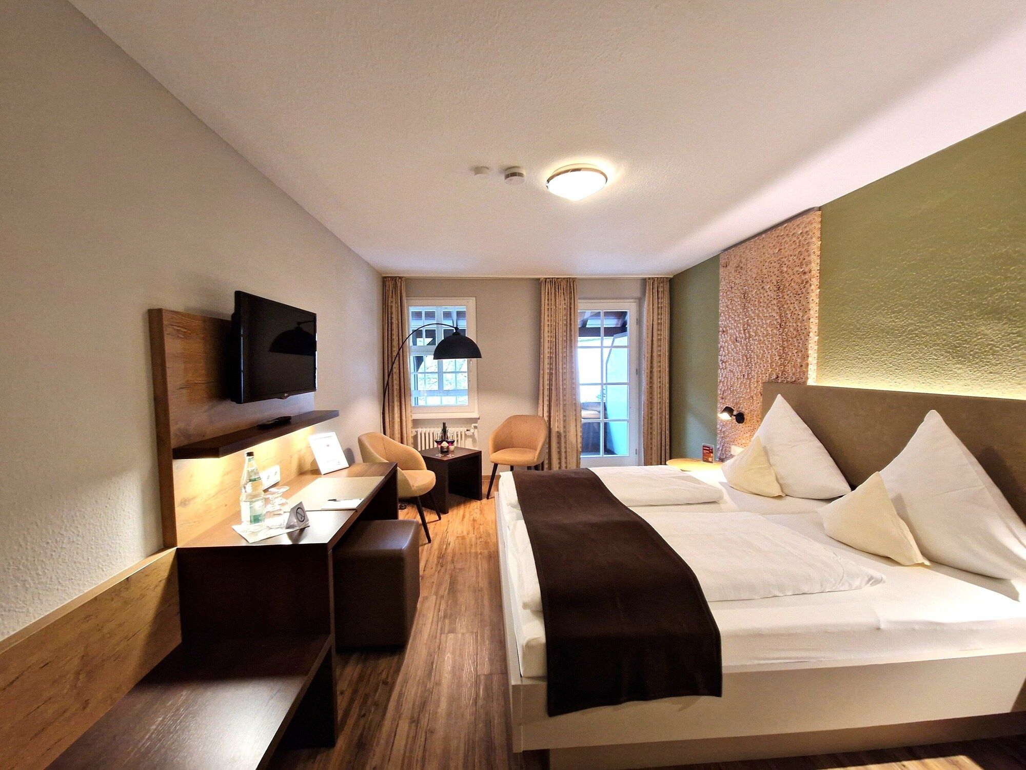 Hotel-Gasthaus Goldener Engel - Glottertal