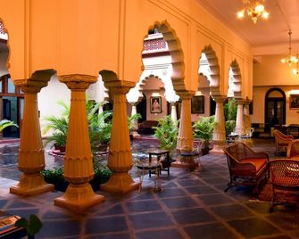 Welcomheritage Shivavilas Palace - Sandūr