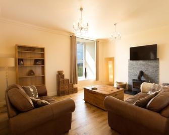West Wing Of An Original Duchy Manor House - Kirkcudbright - Living room