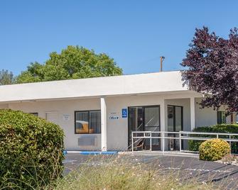 Motel 6 Ukiah - Ukiah - Building