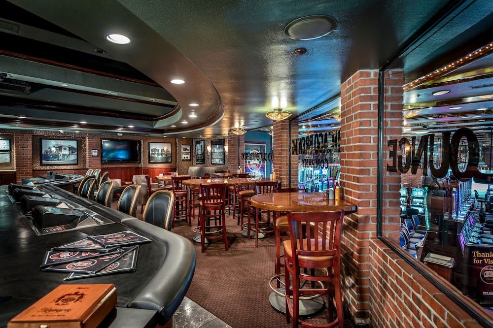 فندق وكازينو فور كوينز