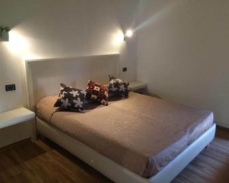 Villa Amico B&B San Leone - אגריג'נטו - חדר שינה