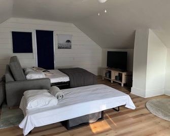 Lovely house off Main Street - Hamilton - Habitación