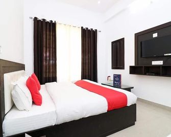 Hotel Suryansh Uttarkashi - Uttarkāshi - Habitación