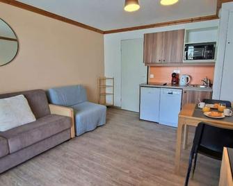 Nouveau Pied des pistes Piscine ext. chauffée - Huez - Sala de estar