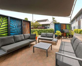 Jetpark Hotel Rotorua - Rotorua - Patio
