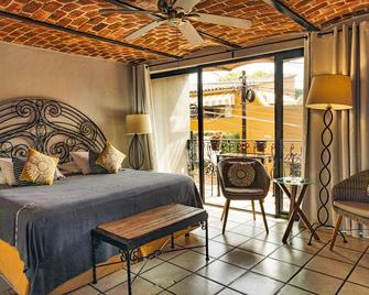 Casa del Sol Inn - Ajijic - Bedroom