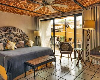 كاسا ديل سول إن - اجيجيك - غرفة نوم