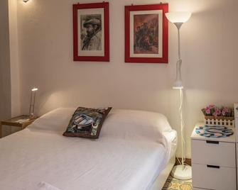 Rundanina Village Life Studio - Vernazza - Habitación