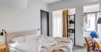 Naves Suites - Ermoupoli - Bedroom