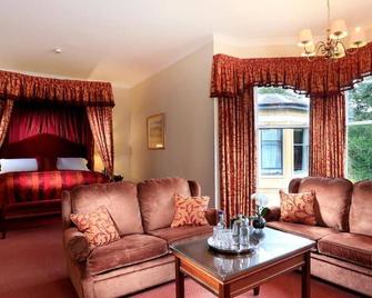 Macdonald Norwood Hall Hotel - Aberdeen - Bedroom