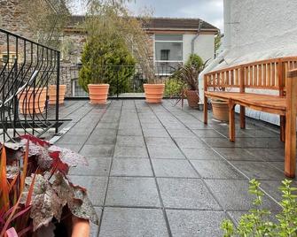 Highday House - A Place to escape to - Totnes - Patio