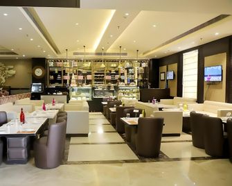 Vijay Intercontinental - Kanpur - Restaurant