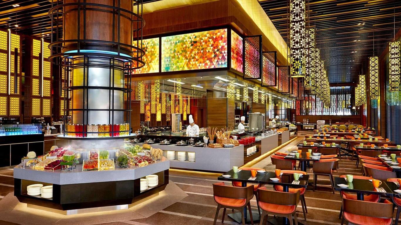 فندق صنواي بيراميد