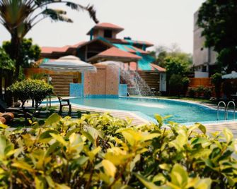 Hotel Aryan - Jhārsuguda - Piscina