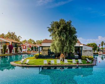 IC Hotels Santai Family Resort - Belek - Zwembad