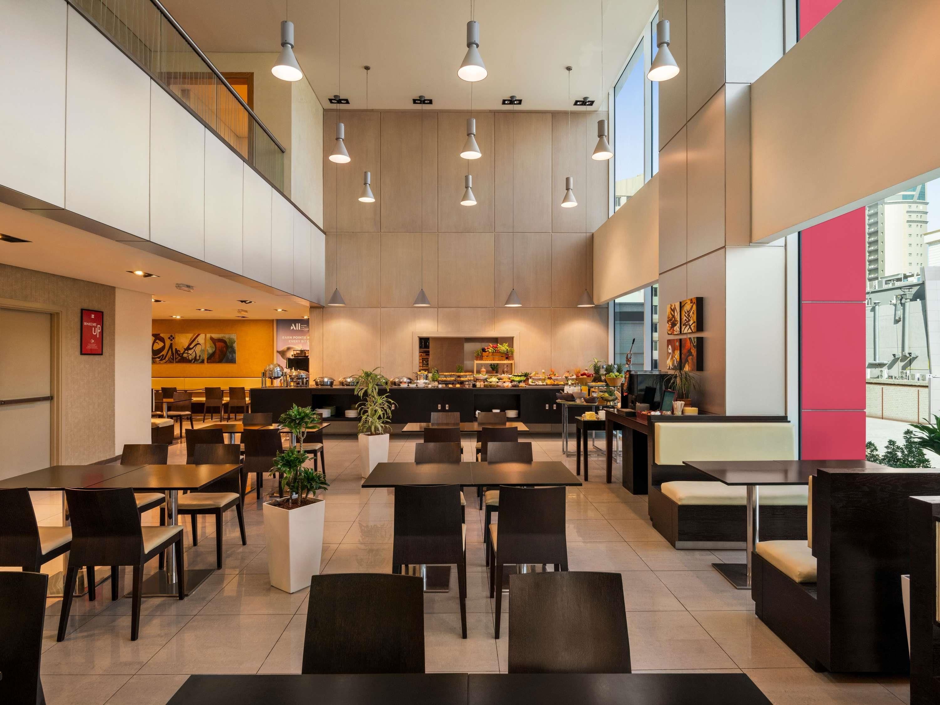 ibis Sharq - כווית סיטי - חדר אוכל