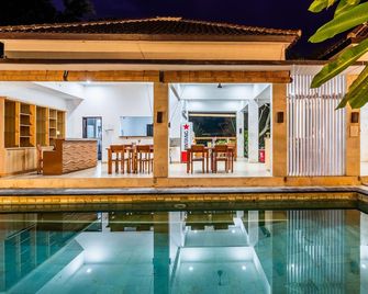 Balian Paradise Hotel - Selemadeg - Басейн