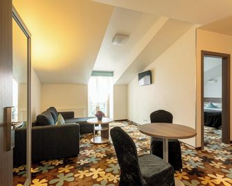 Algiro Hotel - Kaunas - Sala