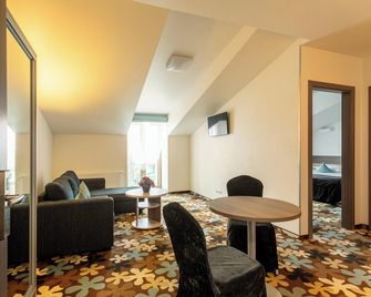 Algiro Hotel - Kaunas - Sala de estar
