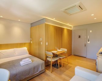 Lindas Unidades No Bairro Auxiliadora Em Poa - Cen - Porto Alegre - Bedroom