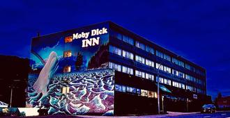 Moby Dick Inn - Prince Rupert - Building