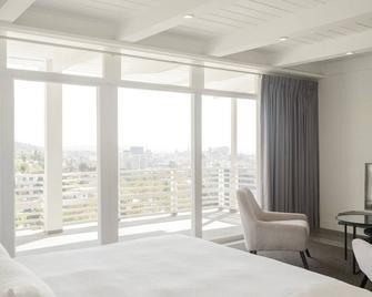 Hollywood Hills Hotel - Los Angeles - Bedroom