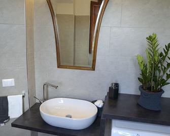 Terrazza a Campana - Panzano - Bathroom