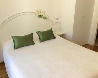 Locanda Mezzosale - Conegliano - Slaapkamer