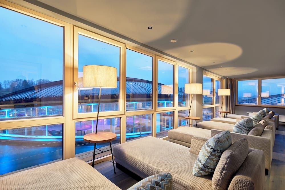 داس كونيج لودويج إنسبيريشن سبا - لبالغي فقلي