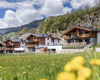 Superior Chalet with sauna for 4 people - Uttendorf - Building