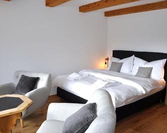 Charming Studio facing Piz Rosatsch - Sankt Moritz - Schlafzimmer