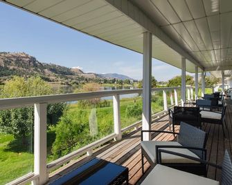 South Thompson Inn & Conference Centre - Kamloops - Balcón