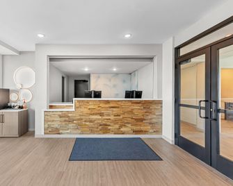 Echo Suites Extended Stay by Wyndham Atlanta-Conyers - Conyers - Lobby