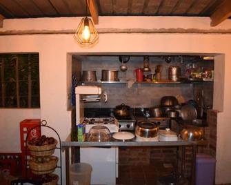 Kileefarm Cottages - Thika - Kitchen