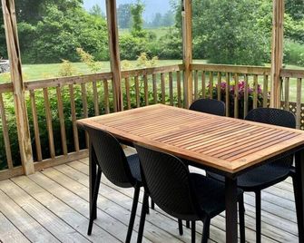 Relax in Style and Comfort in South Bay - Milford - Balcony