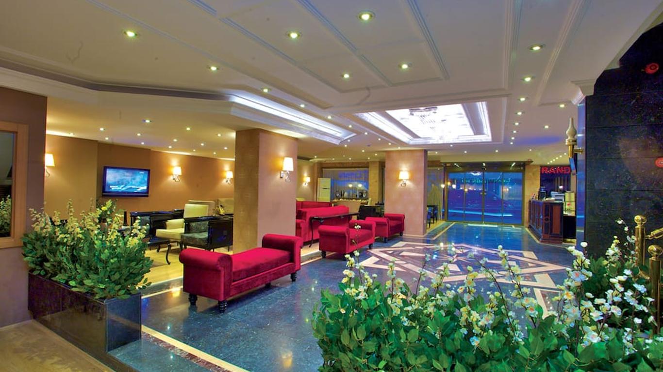 Hotel Grand Emin