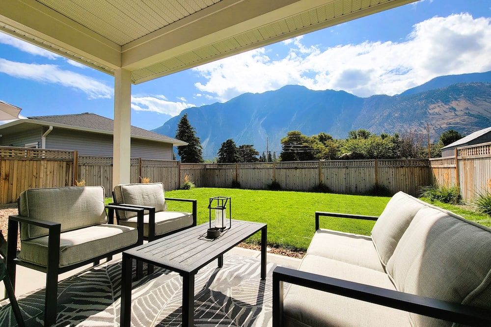 Sun n Sips Villa in Keremeos - Keremeos - Balcón
