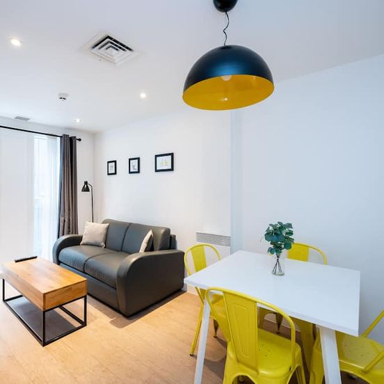 Staycity Aparthotels Birmingham City Centre image 1