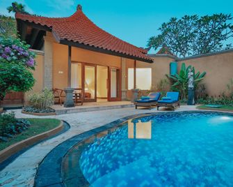 Parigata Villas Resort - Denpasar - Svømmebasseng