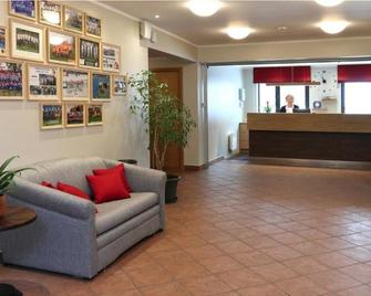 Hotel Karupesa - Otepaa - Front desk