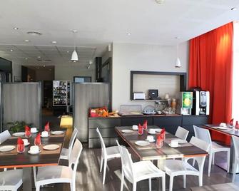 Welcoming Studio with Easy Orly Airport Access & Access to Tramway - Chevilly-Larue - Restaurace