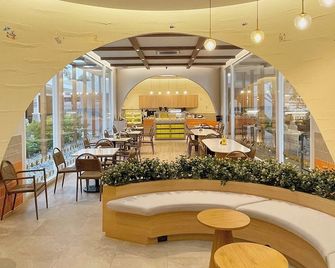 إيشا باتايا هوتل - باتايا - مطعم