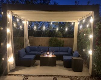 Casa Serenidad - Secluded Oasis w/Heated Pool & Scenic Views. Hiking, Golf - Oro Valley - Innenhof