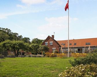 Holiday Apartment at Aarsdale Solgaarden - Svaneke - Building
