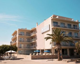 Hotel Brisa Marina - S'Illot - Edifício