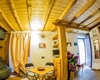 Domy Central Studio - Aosta