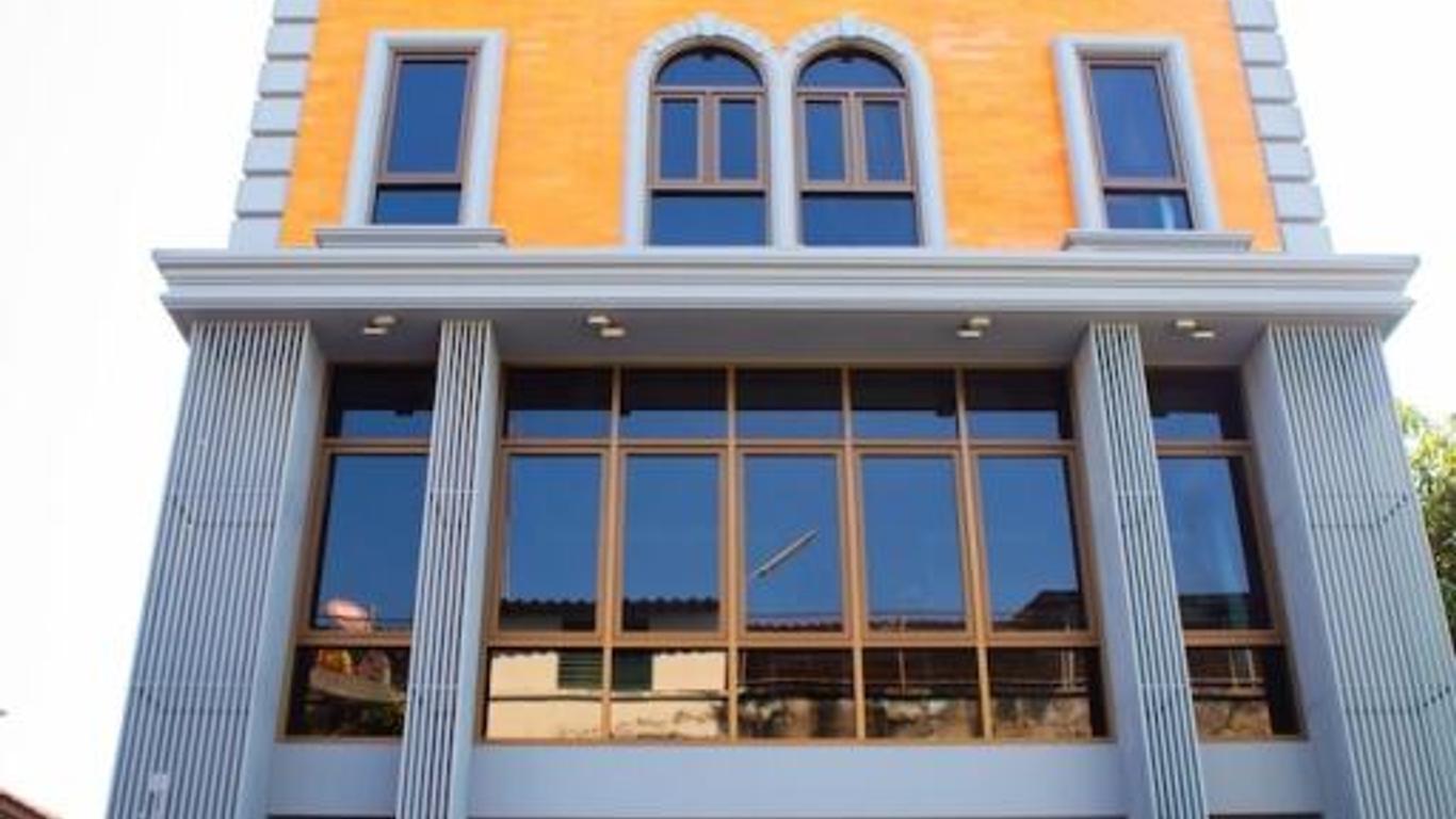 富裕 8 號青年旅舍